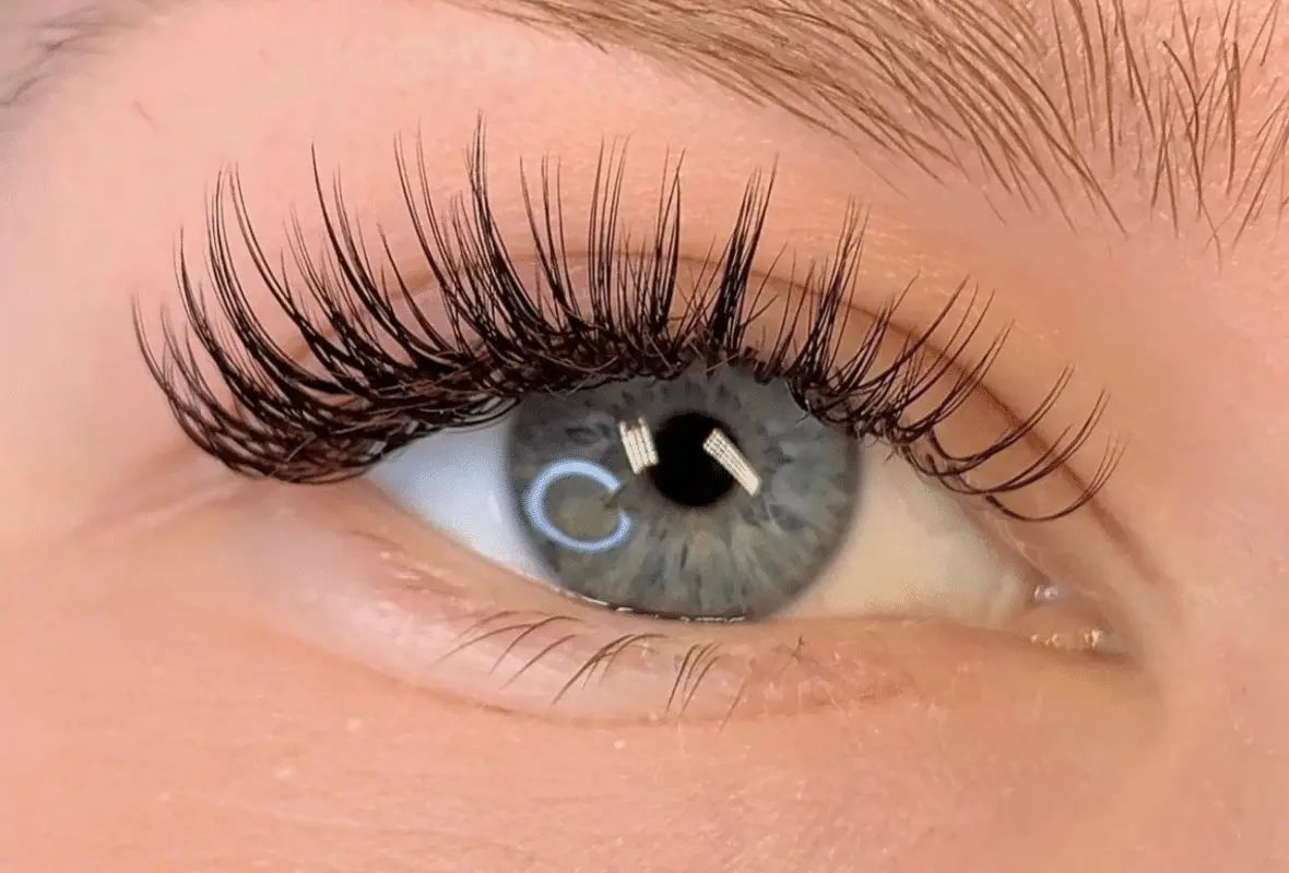 Natural eyelash extension